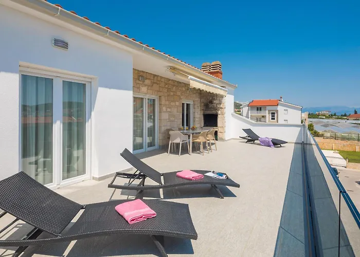 Apollo * Trogir