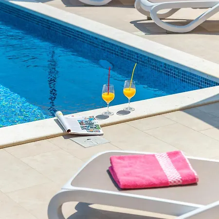 アパート Apollo *