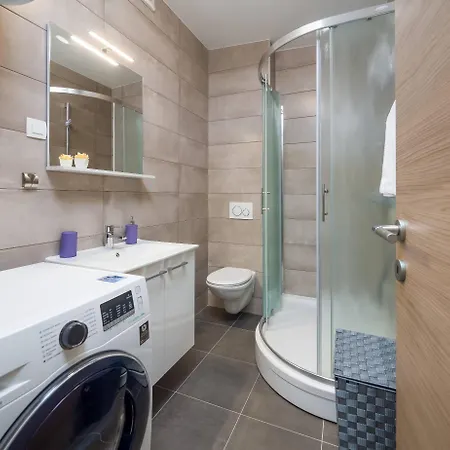 Apollo トロギール