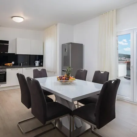 Apartment Apollo *